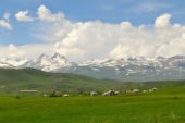 Armenien-Wanderreise-Landschaft-am-Aragats