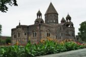 Armenien-Mietwagenreise-Etschmiadsin-Kathedrale-