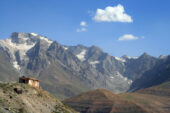 Usbekistan-Erlebnisreise-Hütte-Berge